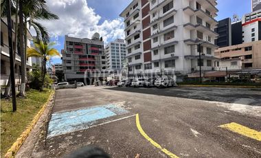 Oportunidad! Se Vende Amplia Propiedad en el Cangrejo