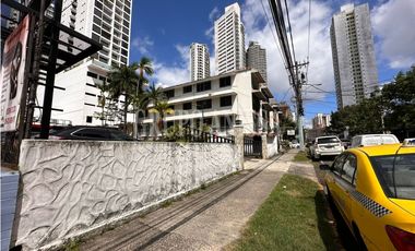 Oportunidad! Se Vende Amplia Propiedad en el Cangrejo
