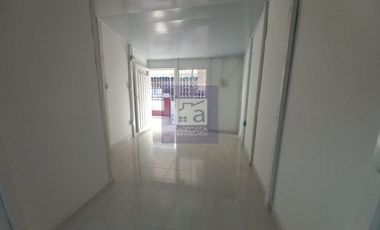 COD. 498 - SE ARRIENDA CASA - BARRIO: RIO PRADO
