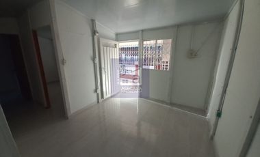 COD. 498 - SE ARRIENDA CASA - BARRIO: RIO PRADO