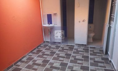 COD. 498 - SE ARRIENDA CASA - BARRIO: RIO PRADO