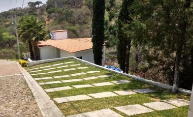 CASA EN RENTA Y/O VENTA RANCHO SAN DIEGO, IXTAPAN DE LA SAL