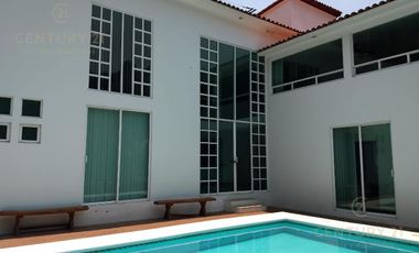 CASA EN RENTA Y/O VENTA RANCHO SAN DIEGO, IXTAPAN DE LA SAL