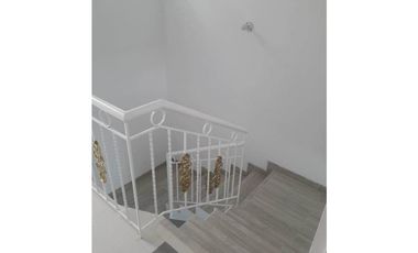VENTA DE CASA CON RENTA EN CARTAGO VALLE