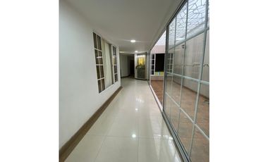 VENTA DE CASA CON RENTA EN CARTAGO VALLE
