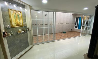 VENTA DE CASA CON RENTA EN CARTAGO VALLE