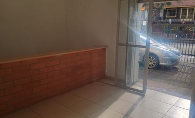 local en arriendo en quinta camacho. Cod A6872304