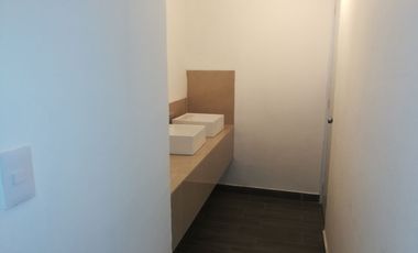 TOLUCA RENTA CENTRICO EDIFICIO PARA  OFICINAS O COMERCIO
