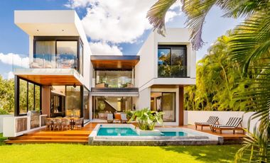 Casa inteligente de lujo en venta en el Yucatán Country Club