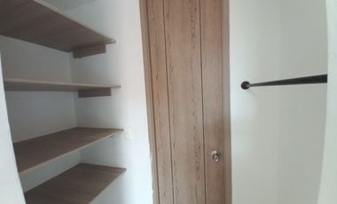 apartamento en arriendo en conjunto residencial santa cruz piso 8. Cod A13233