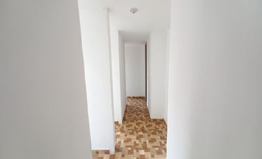 apartamento en arriendo en conjunto residencial santa cruz piso 8. Cod A13233