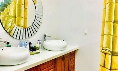 Elegant House with 5 Bedroom for RENT in Cutcut Angeles City