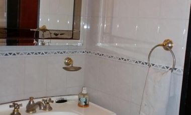 Casa de 4 ambientes, Quilmes oeste.