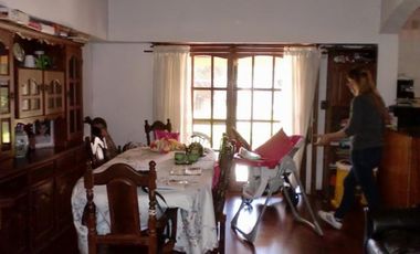 Casa de 4 ambientes, Quilmes oeste.