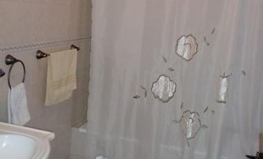 Casa de 4 ambientes, Quilmes oeste.