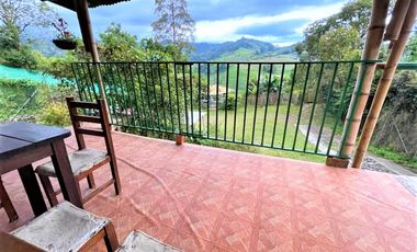 hotel en arriendo en via termales arbelaez. Cod A16307