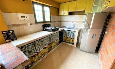 hotel en arriendo en via termales arbelaez. Cod A16307