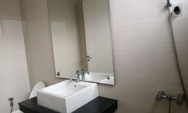 Rumah Bagus Dengan 4 KT Di Kebayoran Bintaro Sektor 7 - CW/IW 6404