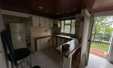 casa en venta en silvania. Cod V12524