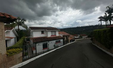 casa en venta en silvania. Cod V12524