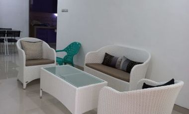 Rumah full furnished dalam perumahan di lokasi strategis dengan security 24 jam one gate di Soragan