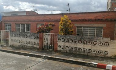 Se vende casa lote en la pampa apto para construir vivienda multifamiliar bifamiliar