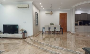 Rumah Sewa Sunter Hoek Komplek Bagus Uk 18x20 m2 Furnish Jalan Lebar