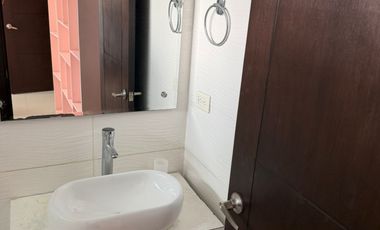 apartamento en arriendo/venta en la floresta. Cod A3432