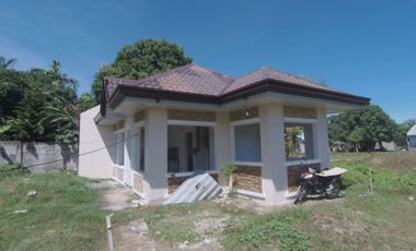 2 BEDROOM 1 BATHROOM House unit for Sale
