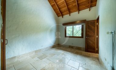 VENTA CASA EN EL VALLE DE ANTÓN