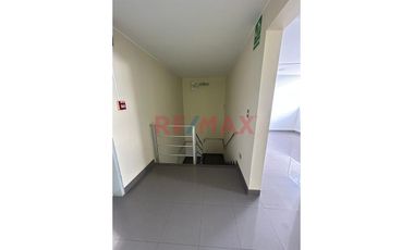 🏢✨Casa Corporativa En San Borja | 3 Pisos | Ubicación Estratégica 📍 Av. Géminis – Urb. Papa Juan Xxiii, San Borja