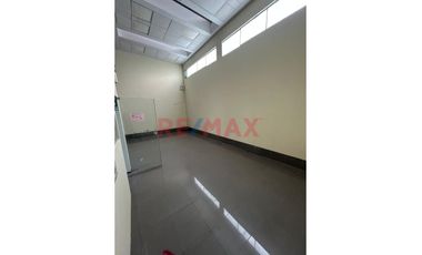🏢✨Casa Corporativa En San Borja | 3 Pisos | Ubicación Estratégica 📍 Av. Géminis – Urb. Papa Juan Xxiii, San Borja
