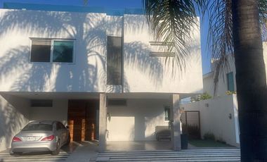 Casa en Venta en Bugambilias Primera Seccion , Zapopan