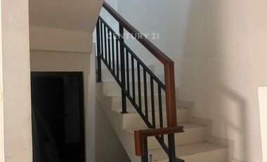 Disewakan Rumah Modern Terawat Di Metland Menteng Siap Huni