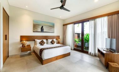 Freehold - Dual-Villa Investment in Prime Batu Bolong< Canggu, Bali - 7 Minutes to the Beach