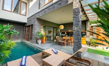 Freehold - Dual-Villa Investment in Prime Batu Bolong< Canggu, Bali - 7 Minutes to the Beach