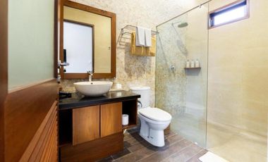 Freehold - Dual-Villa Investment in Prime Batu Bolong< Canggu, Bali - 7 Minutes to the Beach