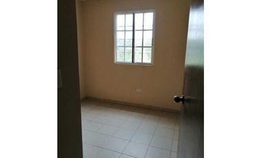 VENTA CASA DOS PISOS EN  ALTO CCERES 2 ARRAIJAN