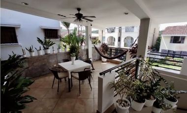 SE VENDE CASA EN VILLA DE LAS FUENTES