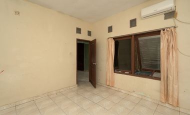 Rumah Luas 3 Kamar 15 Menit ke Pintu Tol Jatiasih Hadap Timur J-40626