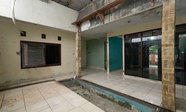 Rumah Luas 3 Kamar 15 Menit ke Pintu Tol Jatiasih Hadap Timur J-40626