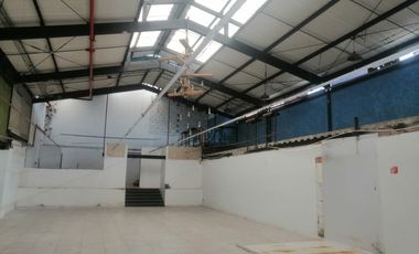 oficina en arriendo en envigado. Cod A63400