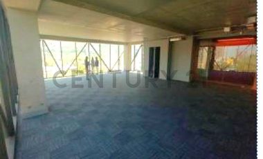 VENTA OFICINA EDIFICIO MODERNO, BELLAVISTA 199 MT2
