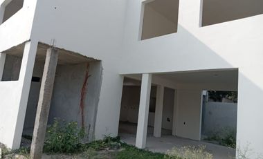 Terreno de 110 M2 CON CONSTRUCCION en VENTA en Jamapa, Veracruz.