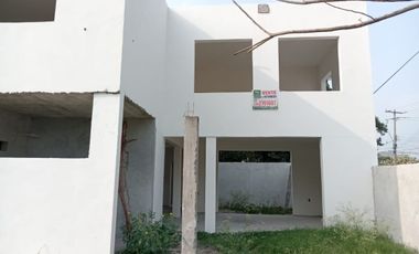 Terreno de 110 M2 CON CONSTRUCCION en VENTA en Jamapa, Veracruz.