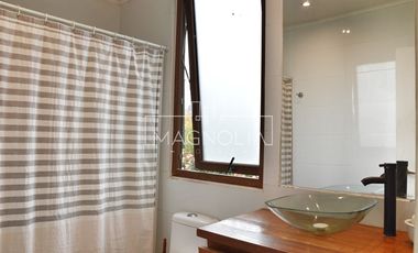 Casa en venta de 5 dorm. en Colina
