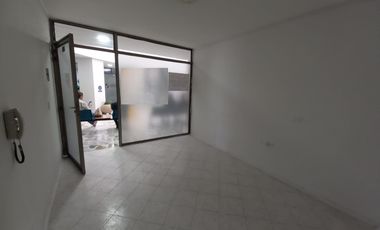 CONSULTORIO EN ARRIENDO EN LA AVENIDA SANTANDER/MANIZALES