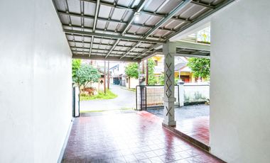 Rumah LT 135 Akses Dekat Mall Ciputra Cibubur Hadap Selatan J-42018