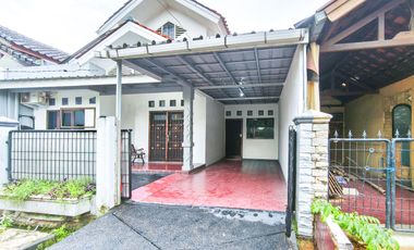 Rumah LT 135 Akses Dekat Mall Ciputra Cibubur Hadap Selatan J-42018