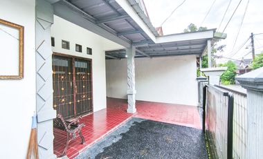 Rumah LT 135 Akses Dekat Mall Ciputra Cibubur Hadap Selatan J-42018